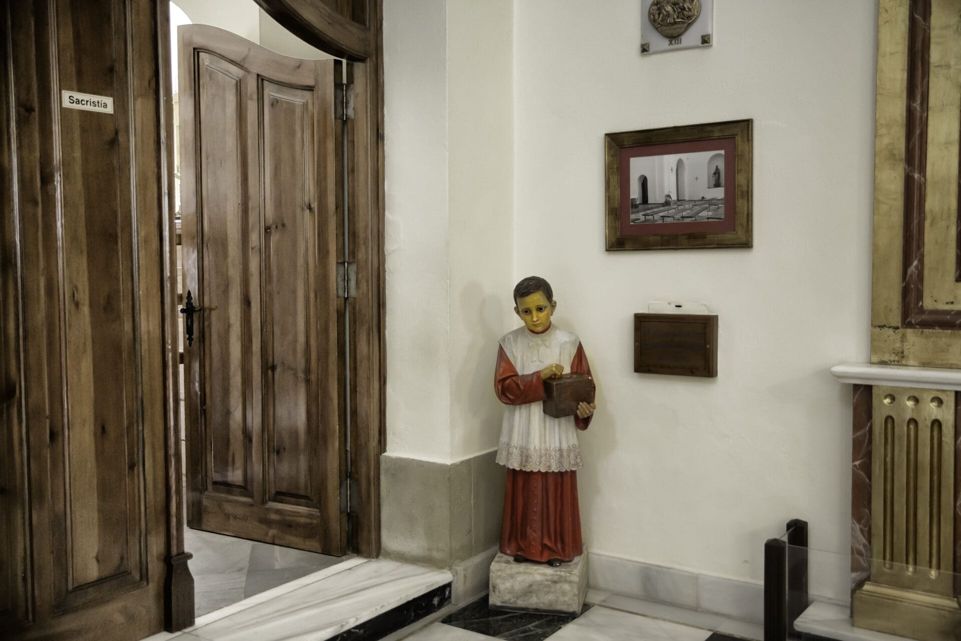ALTAR BOY